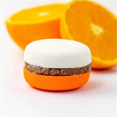 ম্যাকারন বাথ বোমা